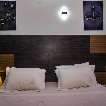 Prince Home Douala Exterior photo