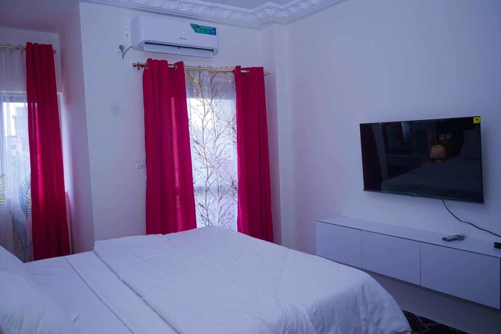 Prince Home Douala Exterior photo