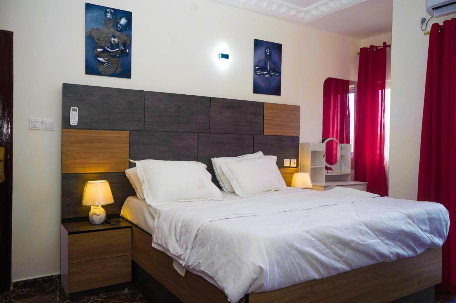 Prince Home Douala Exterior photo